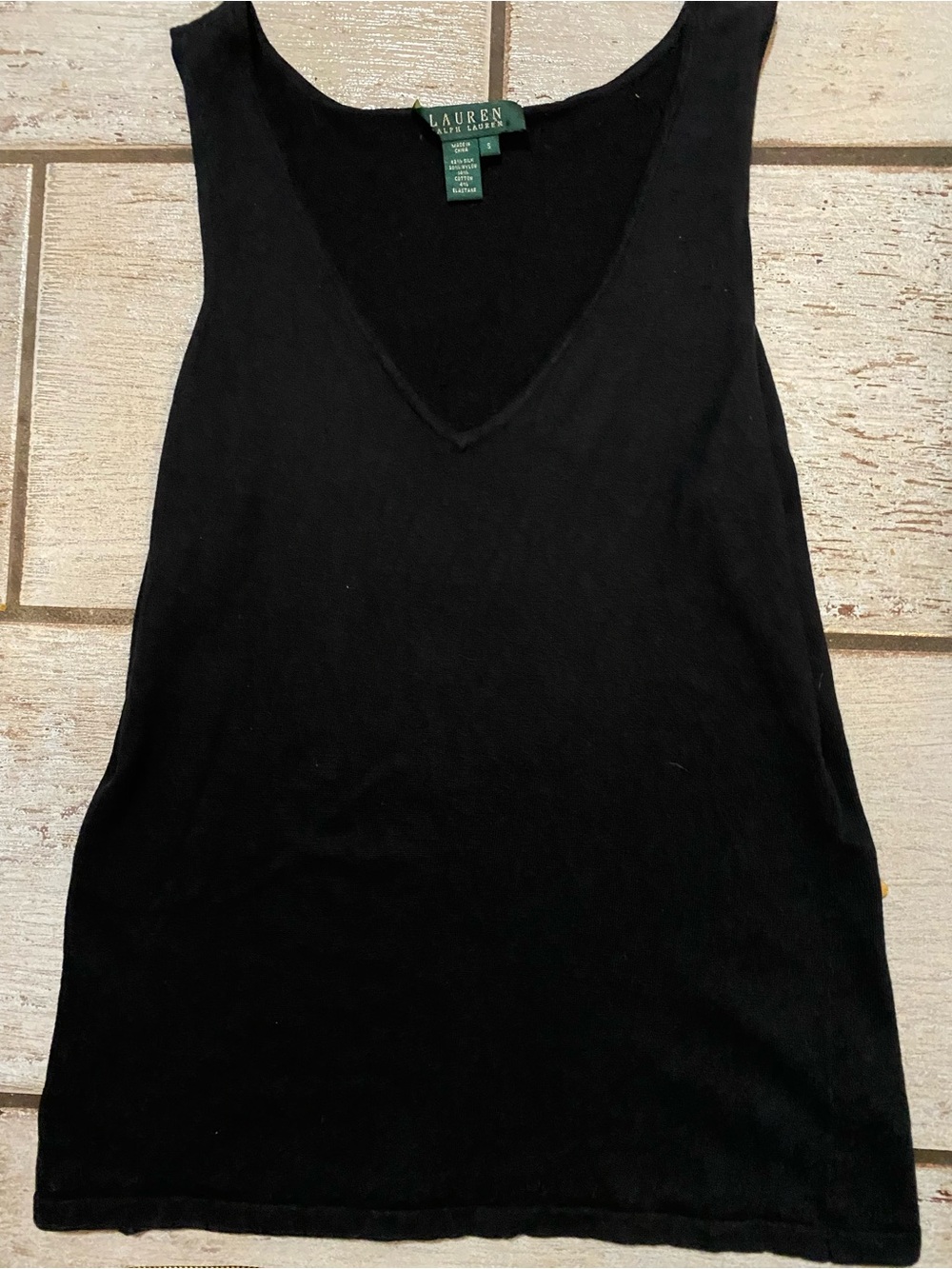 LAUREN Ralph Lauren Black V-Neck Sleeveless Too Size S
